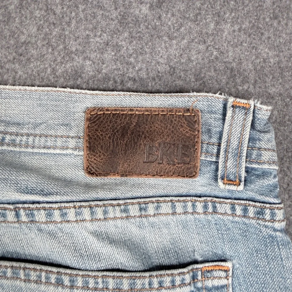BKE Alec Mens Light Wash Distressed Bootcut Denim Jeans 100% Cotton 38x32